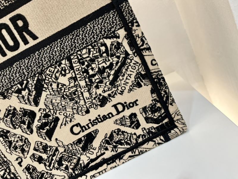 Christian Dior Shopping Bags